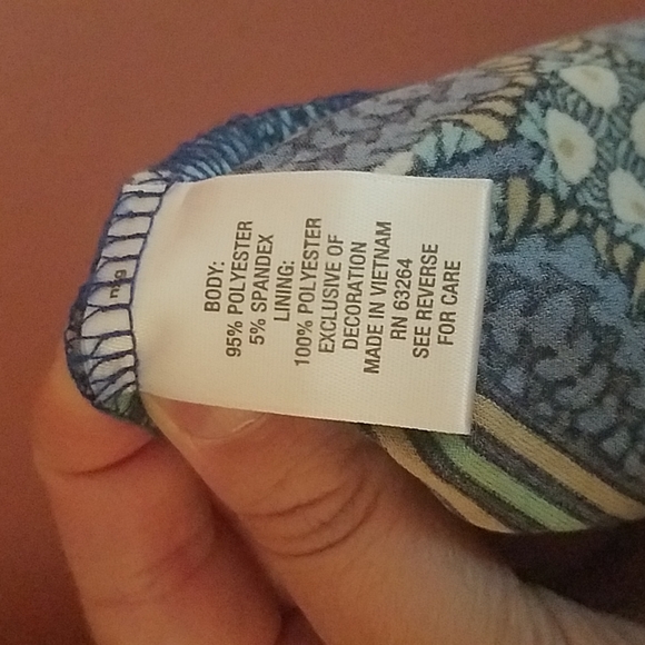 Halter dress - Picture 5 of 5